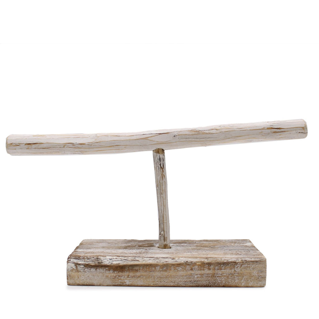 8 Chipstone Bracelet Collection With Single Branch Stand