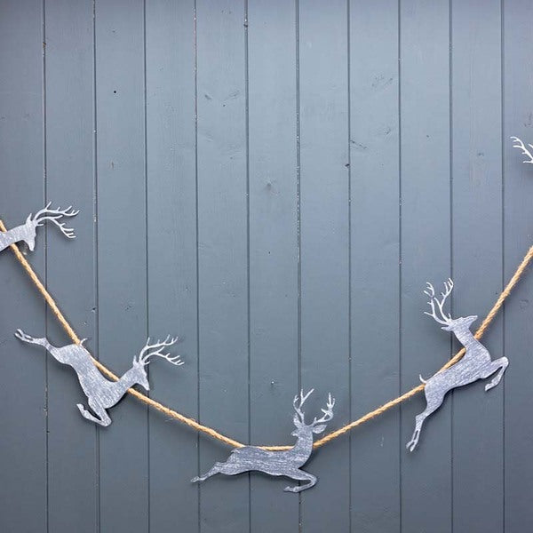 Greywash Metal Reindeer Garland 181x0.5x28cm