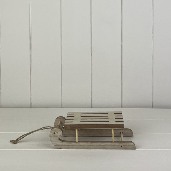 Wooden Festive Sleigh Decoration / Display Decoration L18xD5.4xH8cmÂ  Weight-90g