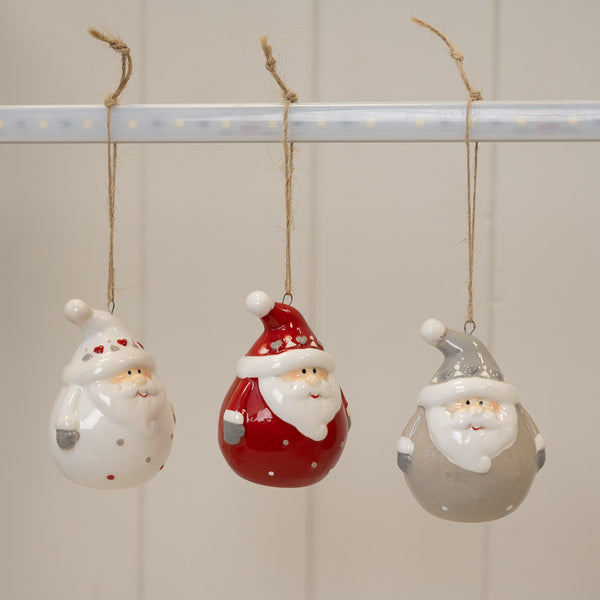 Box of 3 Ceramic Santa Baubles 4.6x4.4x6.4cm