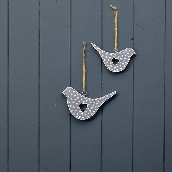 Hanging Grey Bird with White Kerry Work 15x1x9cm