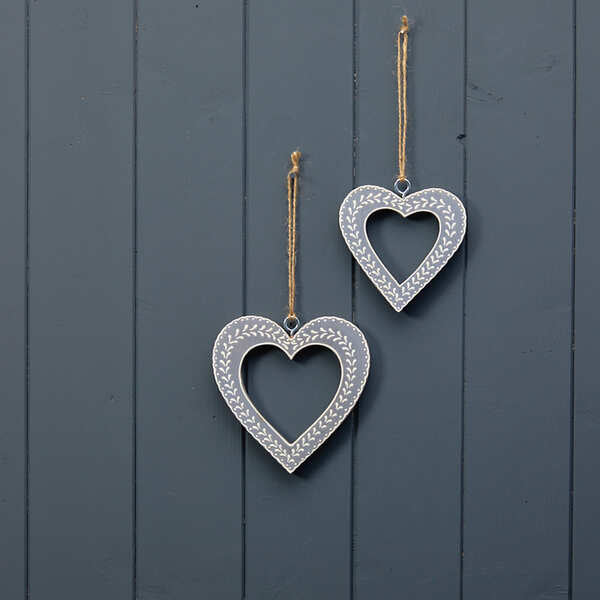 Hanging Grey Heart with White Kerry Work 10x1x10.5cm