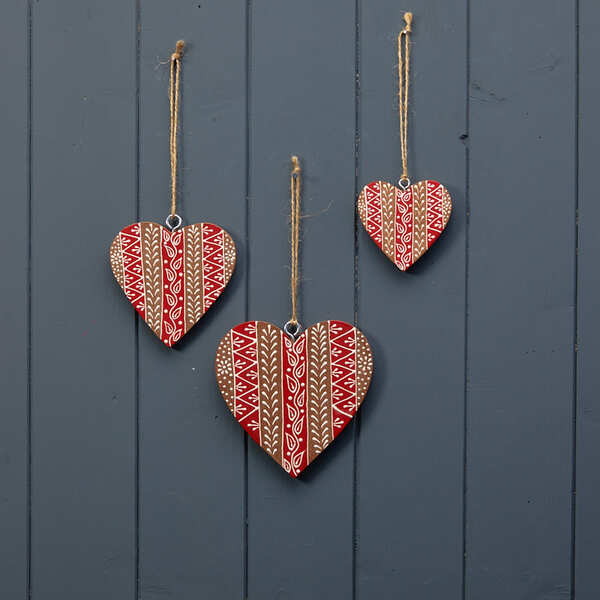 Hanging Natural Heart with Red/White Kerry Work 8x1x8cm
