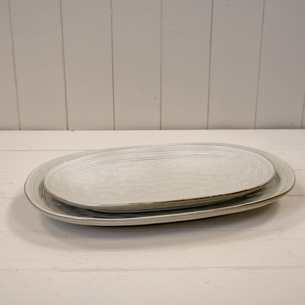 Satchville Stoneware Medium Oval Plate