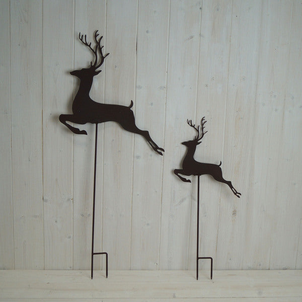 S/2 Metal Reindeers on Stake L30.5x05.x70 S20x0.5x48cm