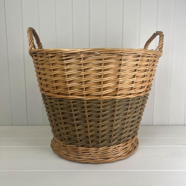 Mixed willow log basket with hessian liner