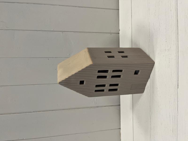 Large Grey Ribbed Ceramic LED House with Sand Roof. 6 Hour Timer