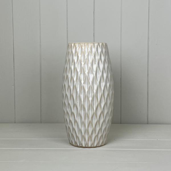 White Ceramic Honeycombe Vase H25.5cm Dia13.5cm  Weight-1284g