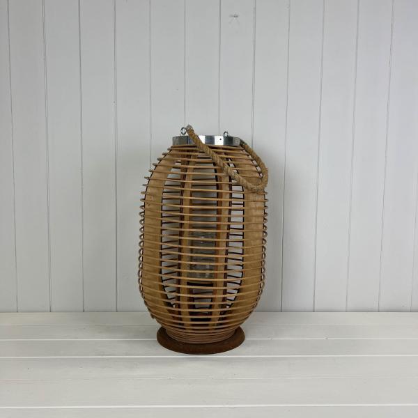 Rattan Lantern D20x15cm H46cm Weight-1294g
