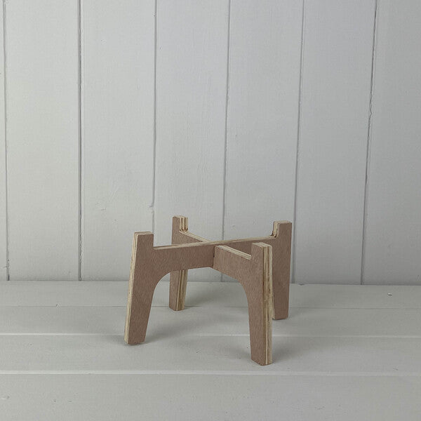 Medium Natural Slot-together (Flat Pack) Plant Stand for 14cm Pot  (H10cm D18cm)