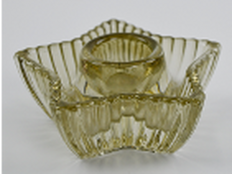 Smokey Brown Ribbed Star Candle Holder