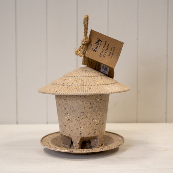 Earthy Deluxe Round Bird Feeder - Coffee Husks (21.8cm)